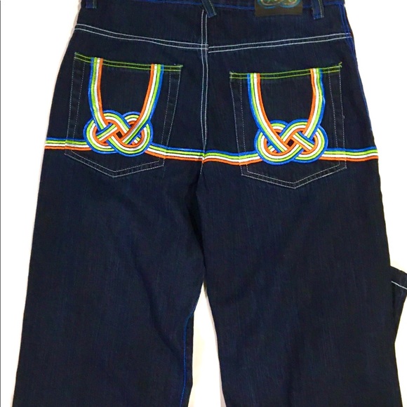 EVOLUTION in DESIGN JEANS - Picture 4 of 7